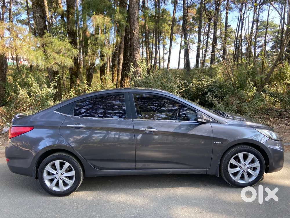 Hyundai Fluidic Verna 2012