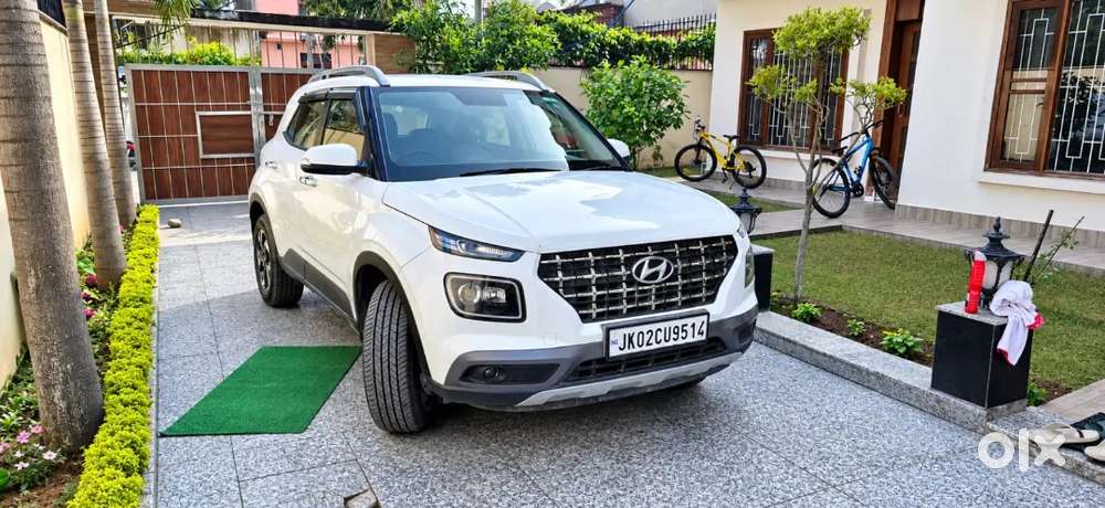 Hyundai Venue 1.0 Sx 2022. Top Model Of Year