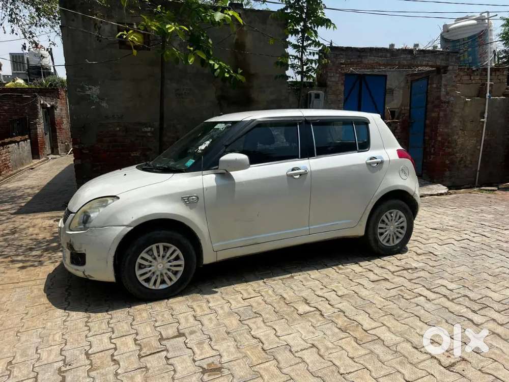 Maruti Suzuki Swift 2008 Petrol 87000 Km Driven