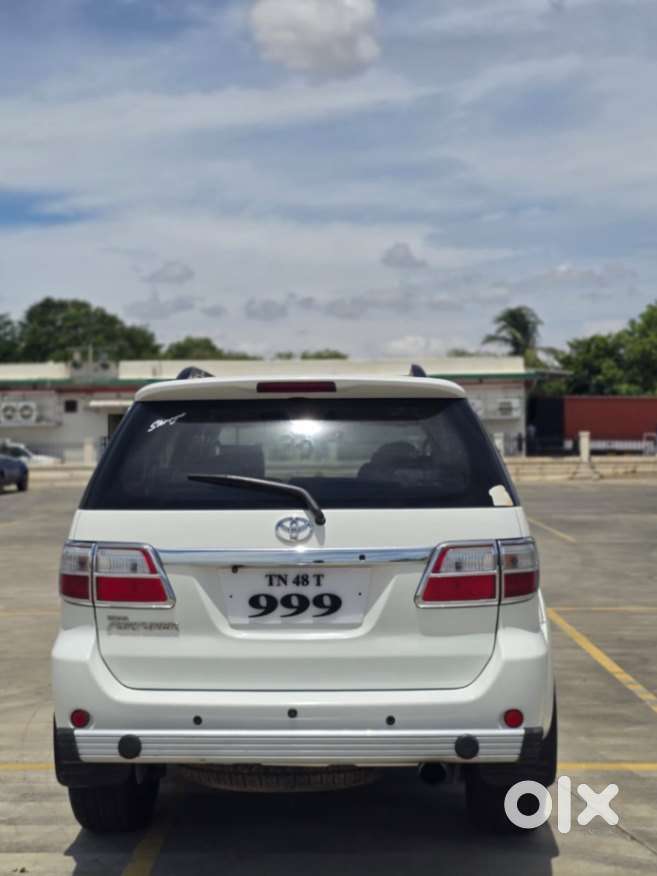Toyota Fortuner 3.0 4x4 Manual, 2011, Diesel