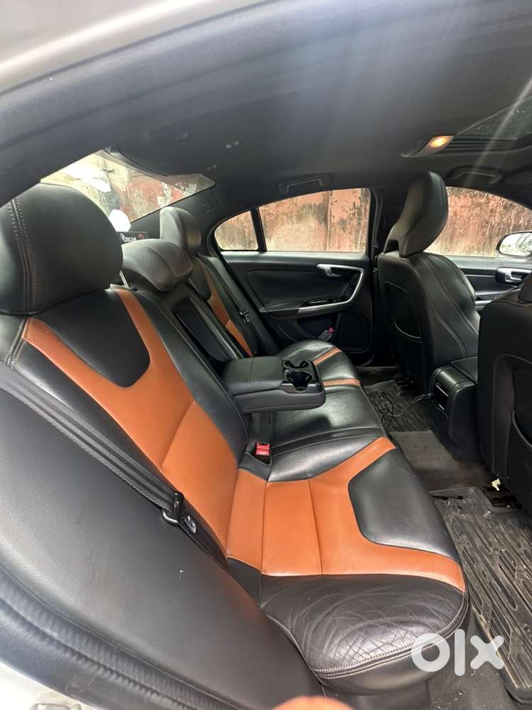 Volvo S60 Cross Country 2017 Diesel Well Maintained