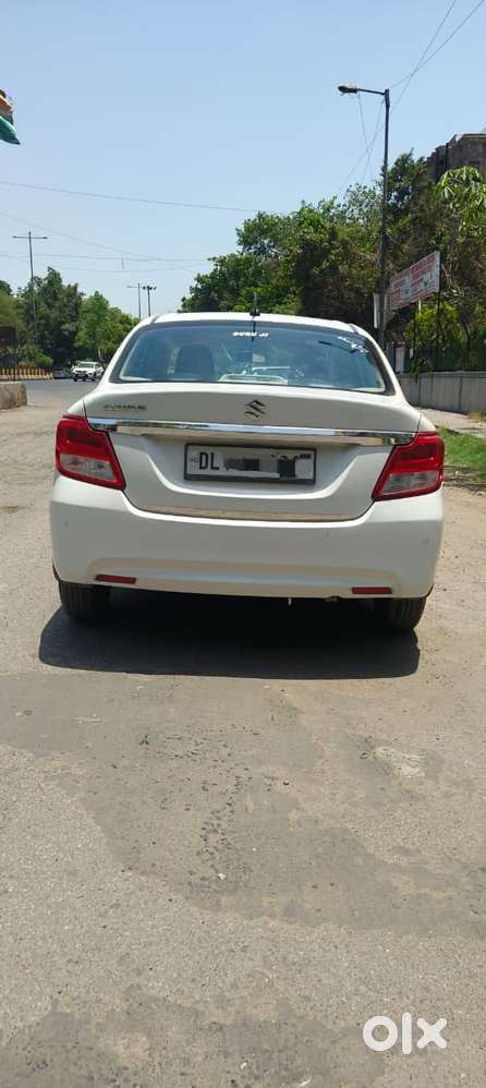 Maruti Suzuki Dzire 1.2 Vxi, 2022, Petrol