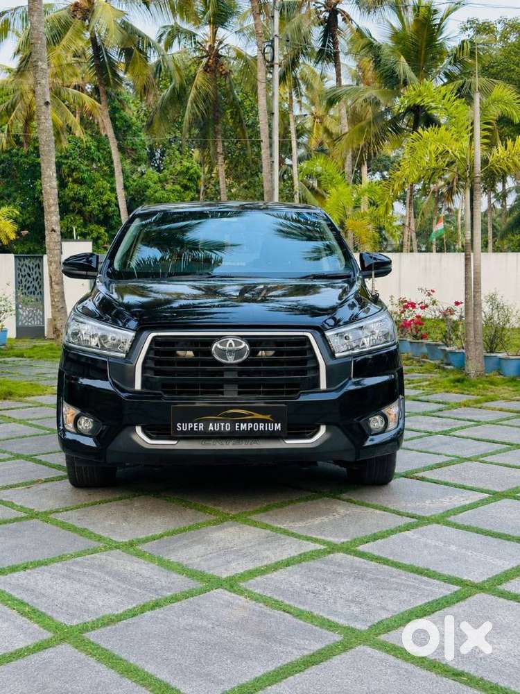 Toyota Innova Crysta 2.4 G Mt, 2024, Diesel