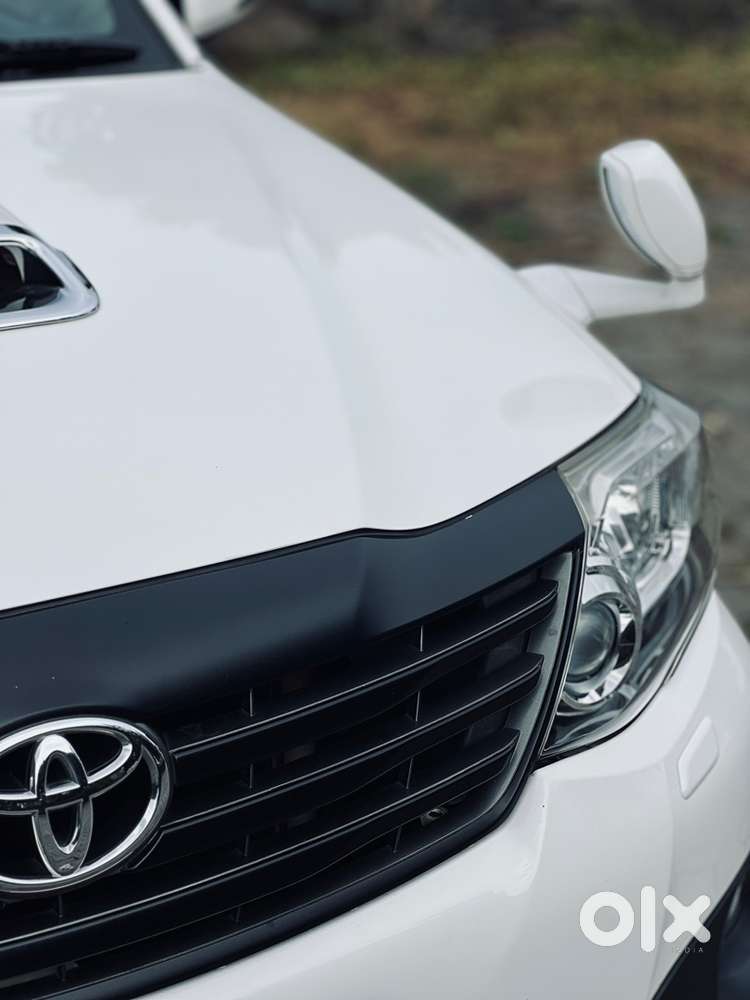 Toyota Fortuner 2014
