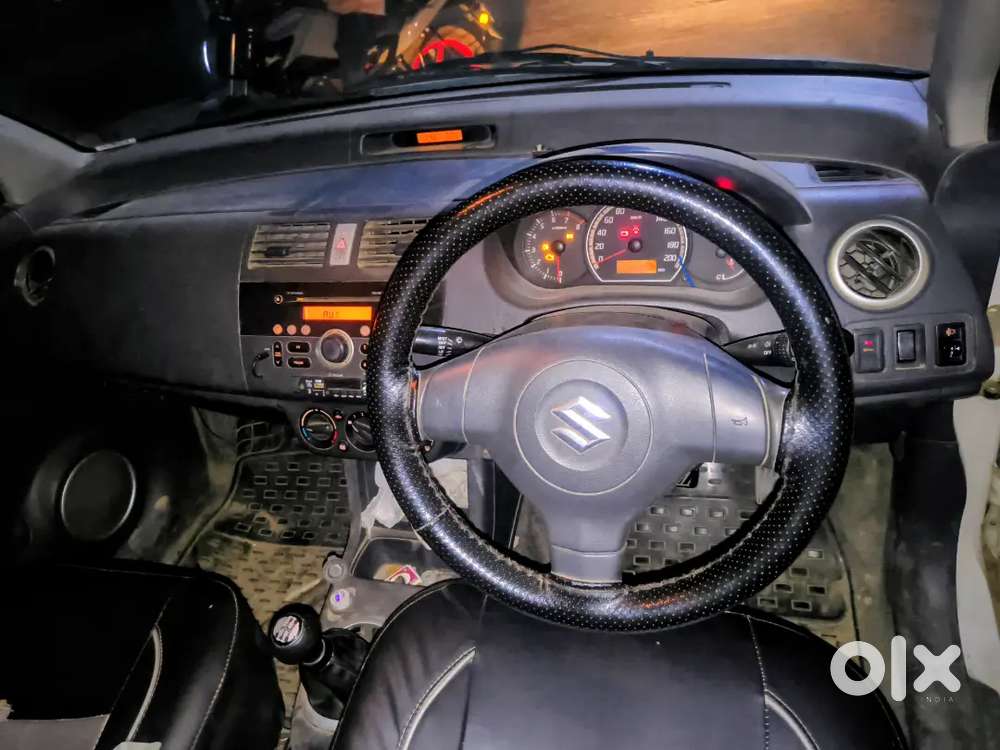 Maruti Suzuki Dzire 2010 Cng & Hybrids 70000 Km Driven