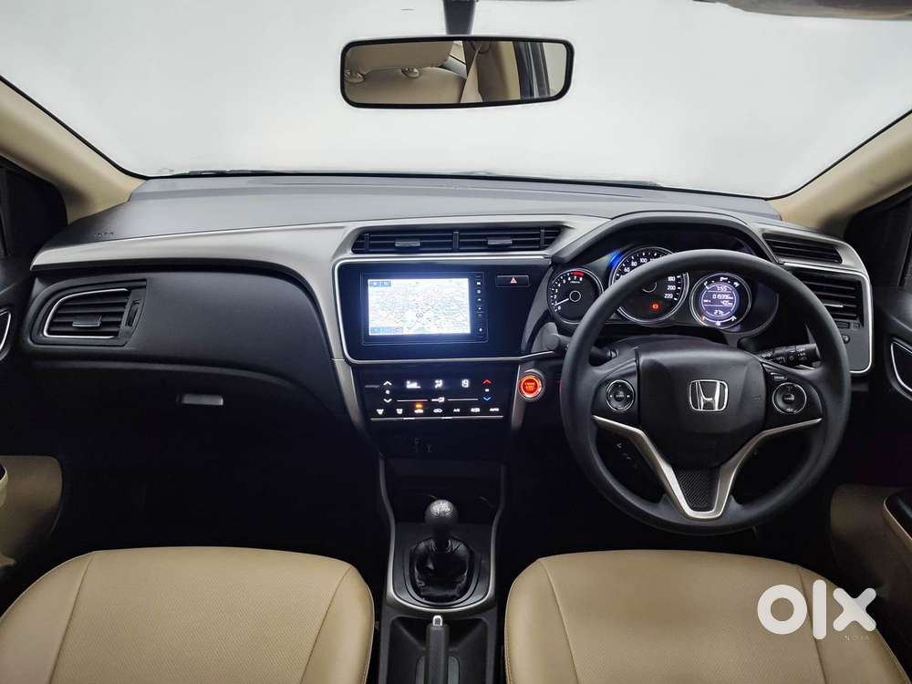 Honda City I-vtec V, 2022, Petrol