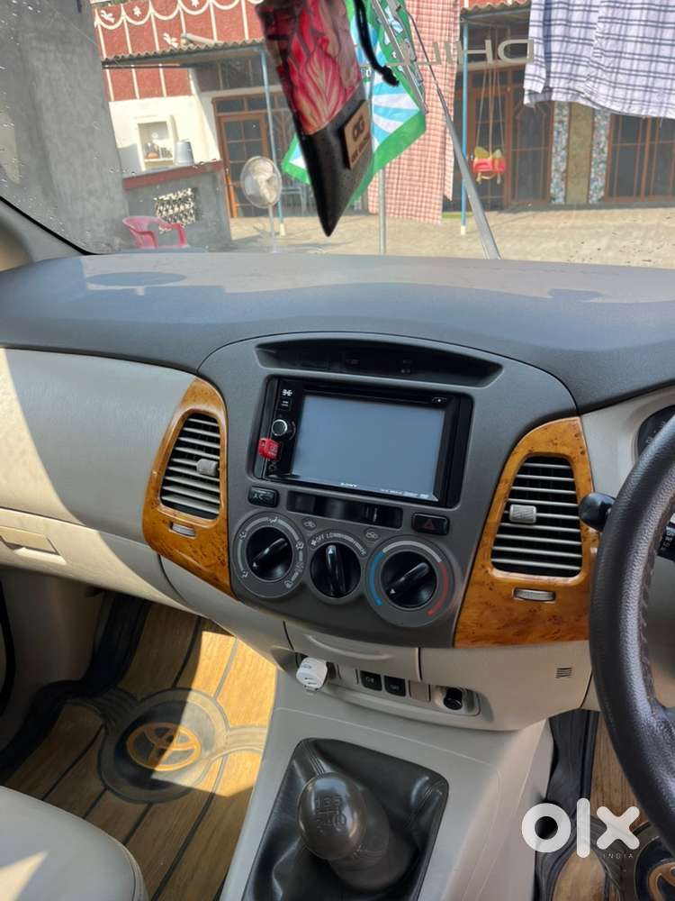 Toyota Innova Diesel 2010