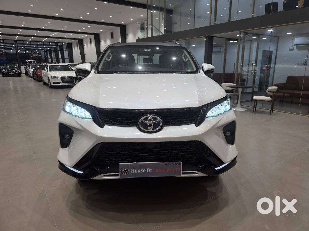 Toyota Fortuner Legender 4x2 At 2.8, 2022, Diesel