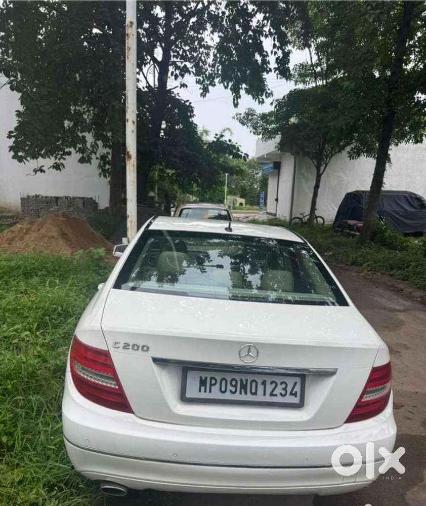 Mercedes-benz C Class 2013 Petrol Well Maintained