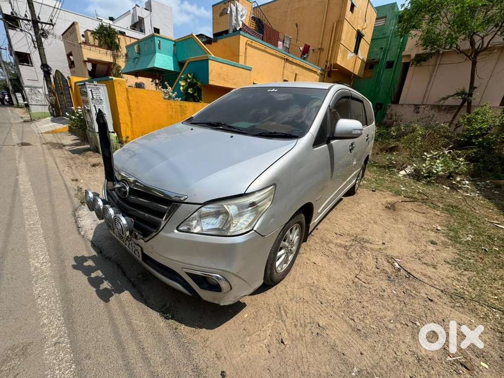 Toyota Innova 2015 Diesel Well Maintained