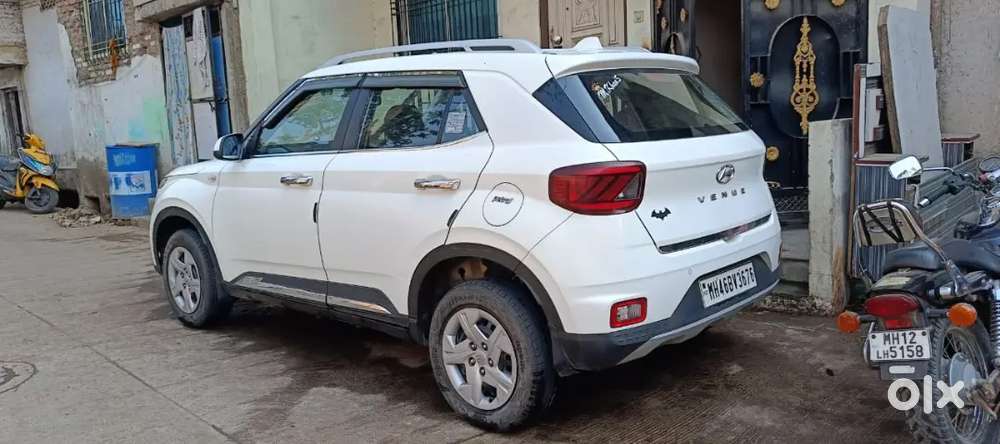 Hyundai Venue Dec 2020 Petrol Good Condition