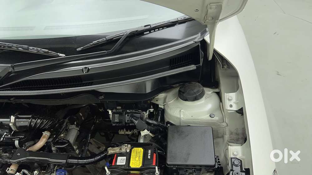 Maruti Suzuki Swift Vvt Vxi, 2023, Petrol