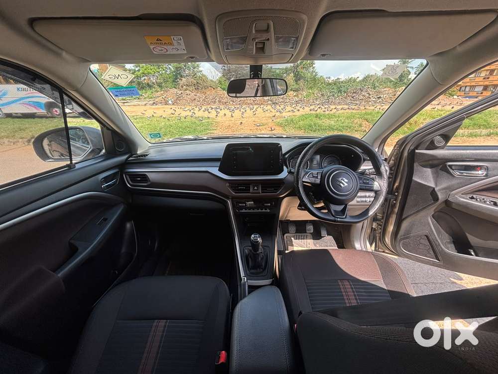 Maruti Suzuki Brezza Zxi S-cng, 2025, Petrol