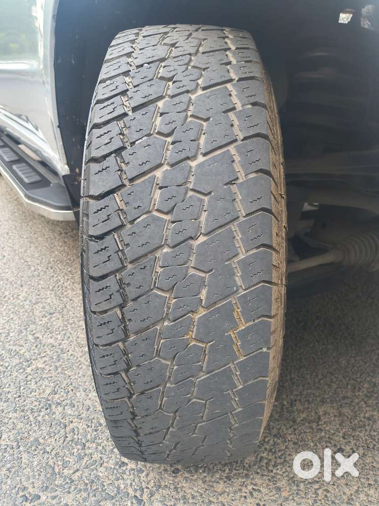 Mahindra Tuv 300 T4 Plus, 2017, Diesel