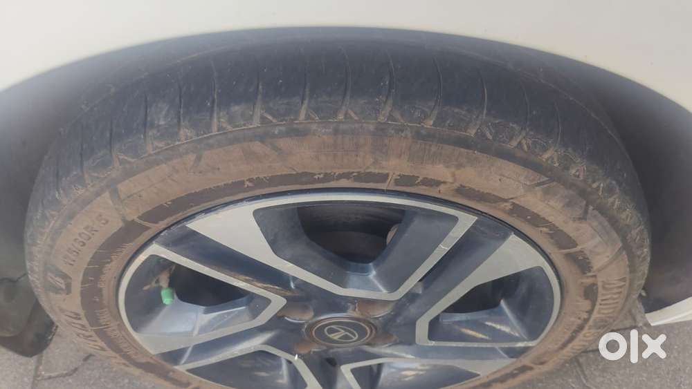 Tata Tigor 1.2 Revotron Xta, 2021, Petrol