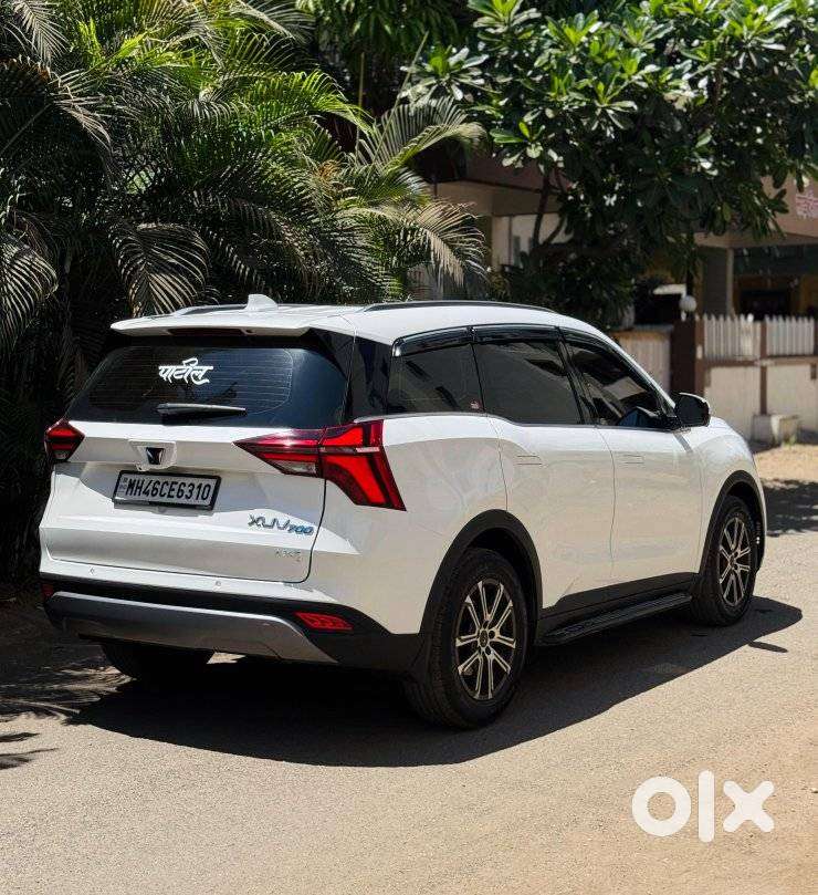 Mahindra Xuv700 2.2 Ax 7 Diesel At Str, 2022, Diesel
