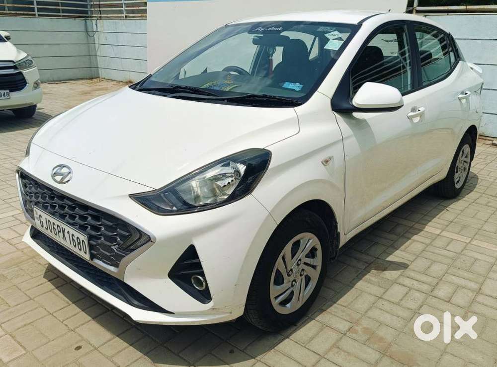 Hyundai Aura 1.2 S Petrol Amt, 2022, Cng & Hybrids