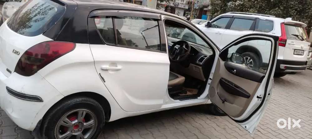 Hyundai I20 Spotz 2011