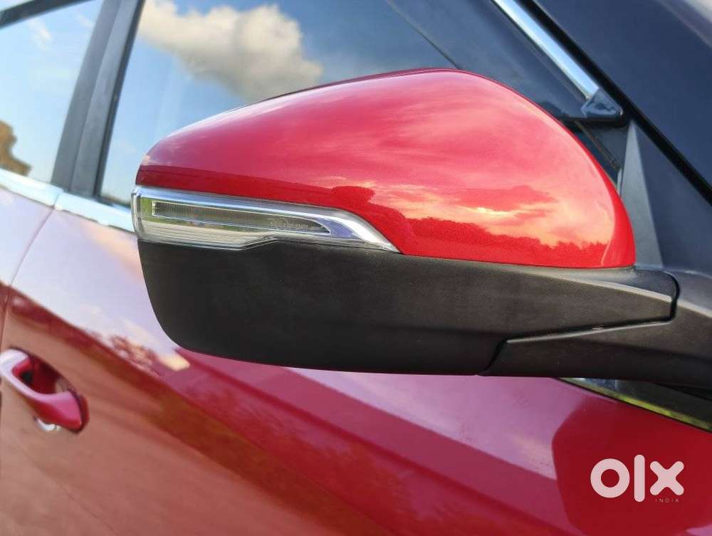 Mahindra Xuv300 W8 Option, 2021, Petrol