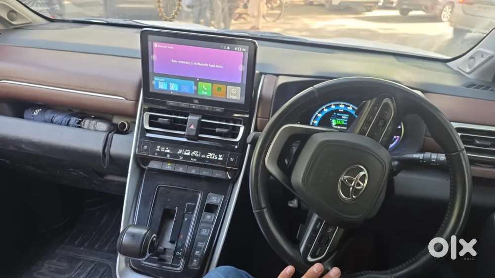 Toyota Innova Hycross 2024 Petrol Good Condition