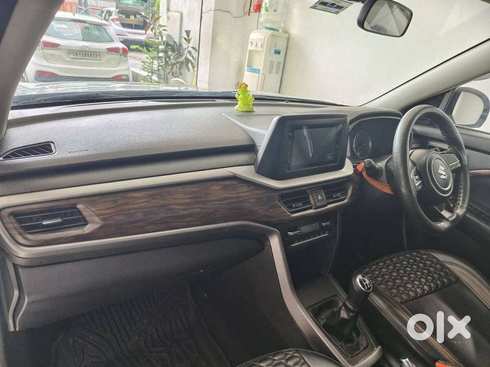 Maruti Suzuki Brezza 1.5 Vxi Smart Hybrid, 2023, Petrol