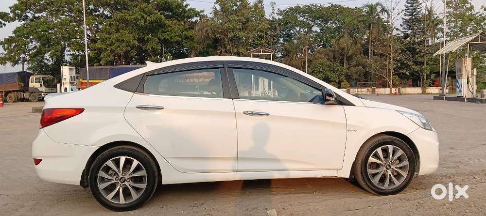 Hyundai Fluidic Verna 1.6 Vtvt Sx, 2014, Petrol