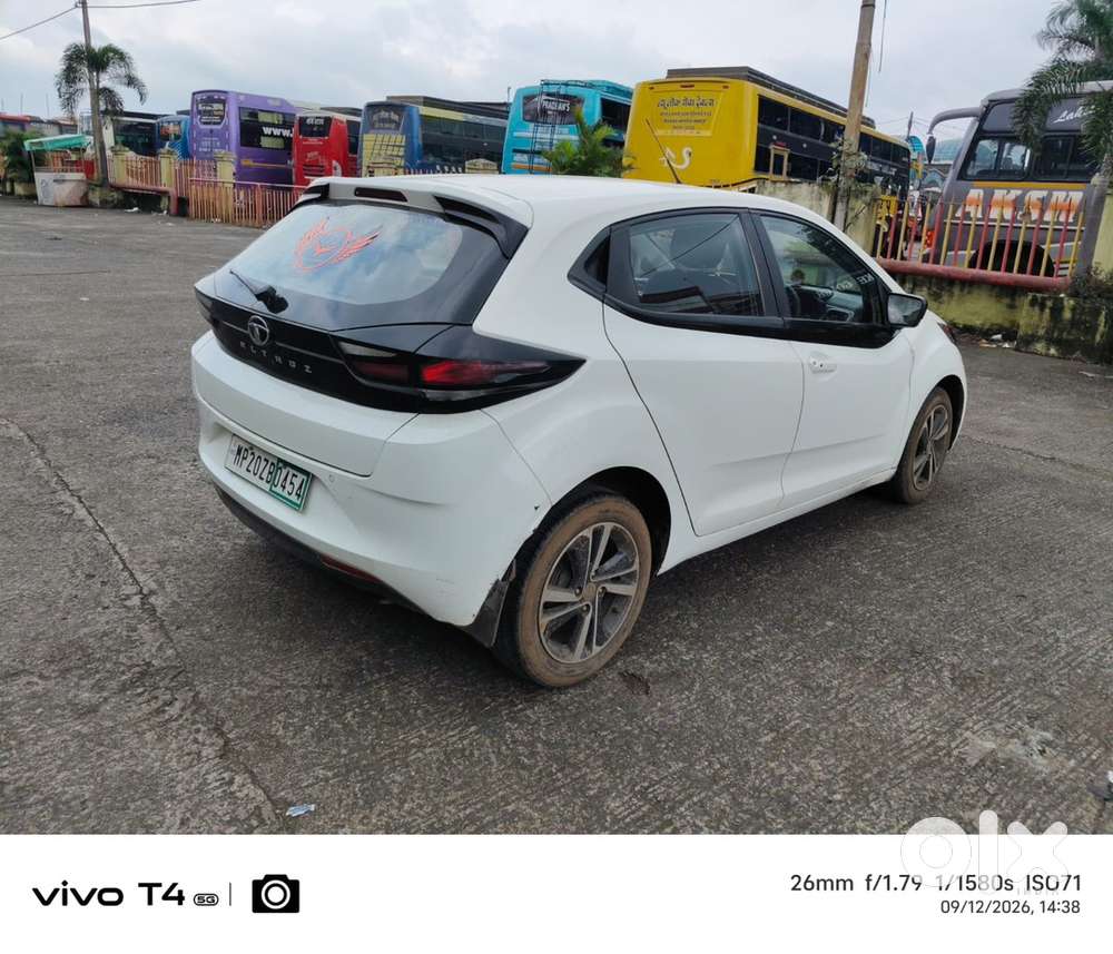 Tata Altroz Xz Top Model Petrol 2022 1st Owner 51000km