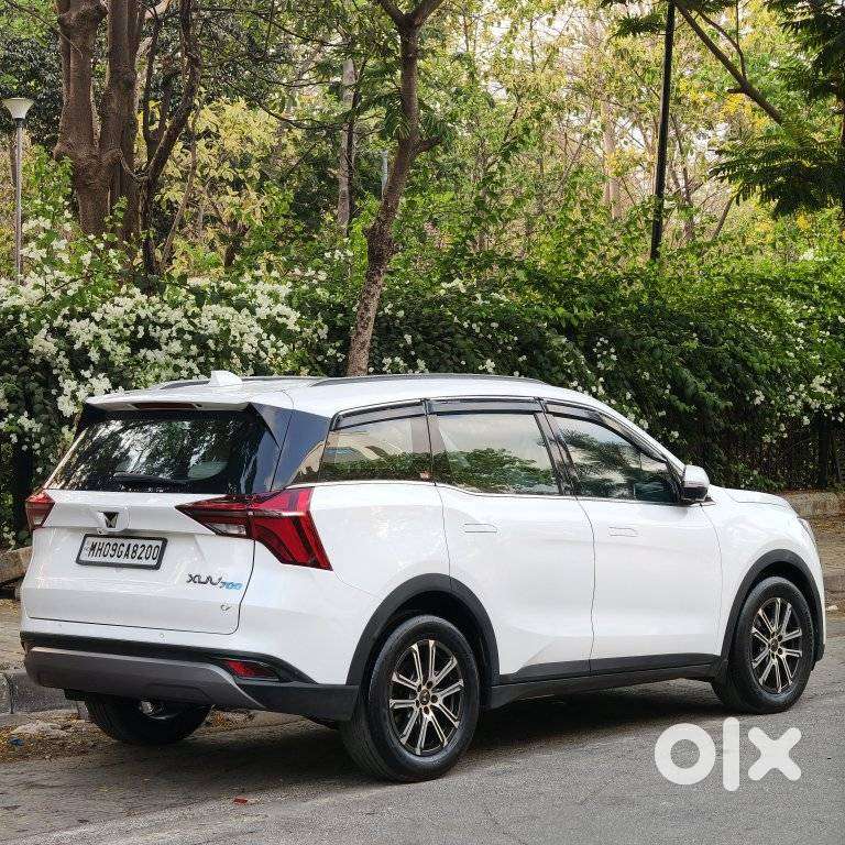 Mahindra Xuv700 2.2 Ax 7 Diesel At Str, 2022, Diesel