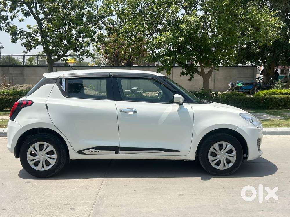 Maruti Suzuki Swift Vxi, 2021, Petrol