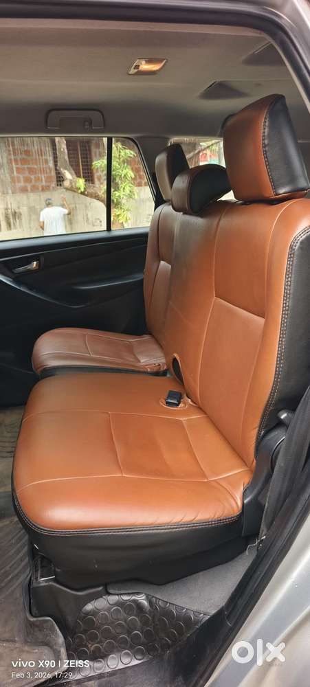 Toyota Innova Crysta 2.8 Gx At, 2016, Diesel