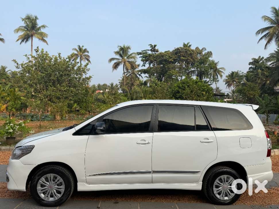 Toyota Innova, 2005