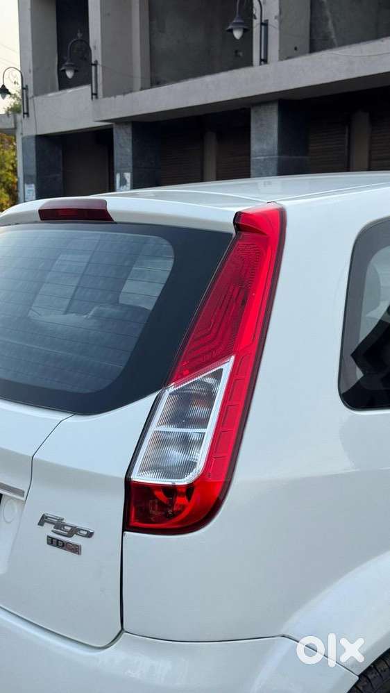 Ford Figo 2014 Diesel 98000 Km Driven