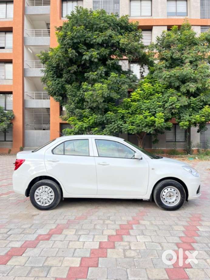 Maruti Suzuki Dzire 1.2 Tour S Cng, 2024, Petrol