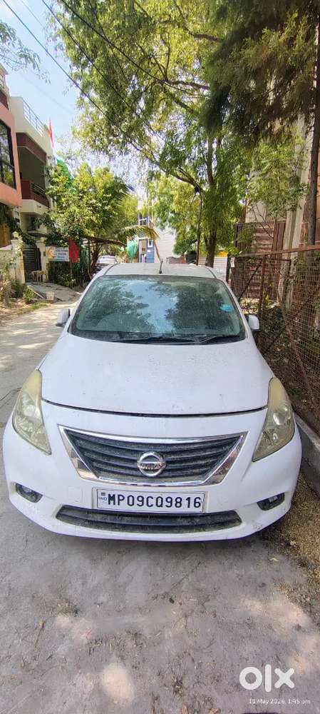 Nissan Sunny 2015