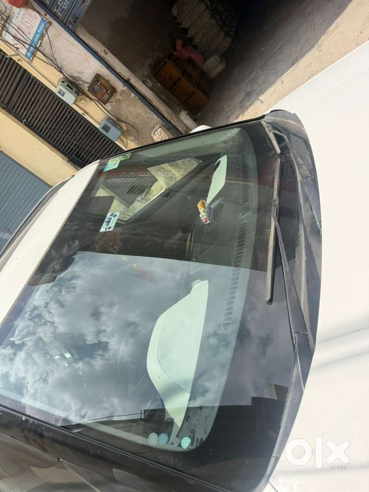 Both Keys Are Available With Good Condition Car