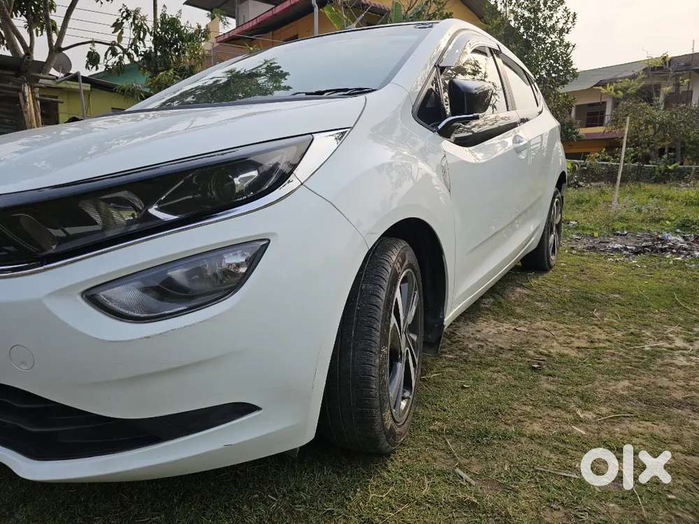 Tata Altroz Xz Turbo Petrol 21000 Km Driven
