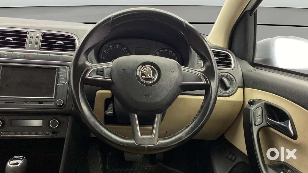 Skoda Rapid 1.0 Ambition Tsi At, 2021, Petrol