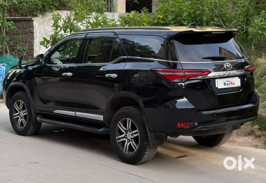 Toyota Fortuner 4x2 At 2.8 Diesel, 2022, Diesel