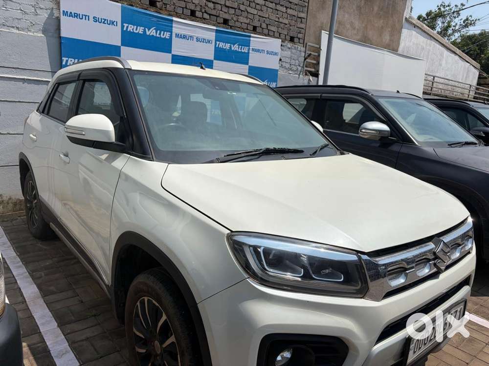 Maruti Suzuki Brezza 1.5 Zxi Plus At Smart Hybrid, 2020, Petrol