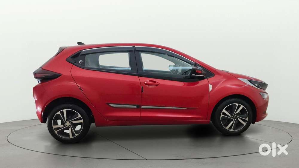 Tata Altroz Xz Plus I-turbo (s), 2023, Petrol