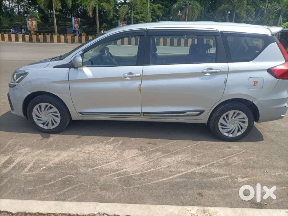 Maruti Suzuki Ertiga Vxi Shvs, 2022, Petrol