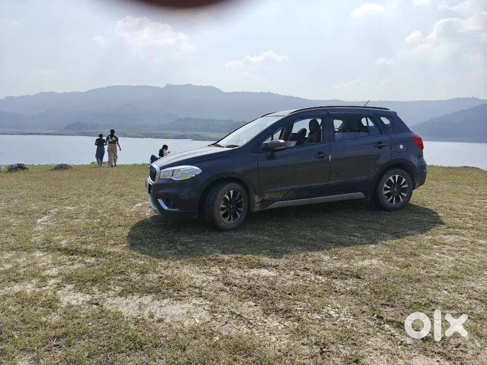 Smart Hybrid Very Good Condition 2022 Model Only 17900km Run