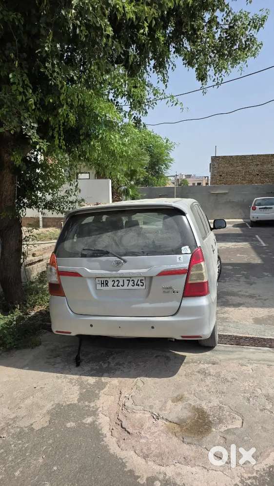 Toyota Innova 2014 Diesel Well Maintained