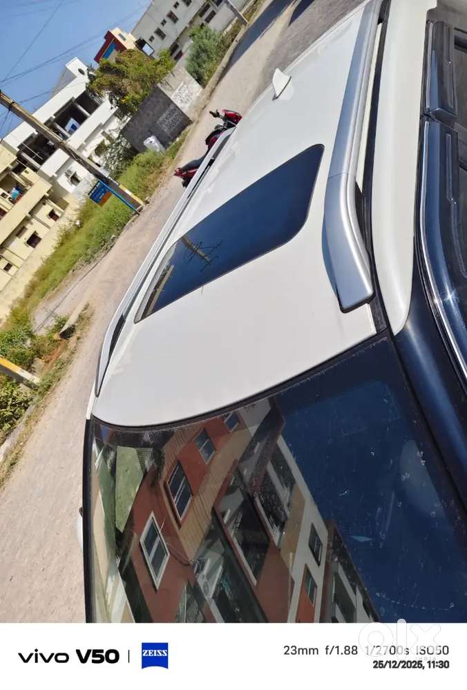 Maruti Suzuki Brezza 2023 Petrol 70000 Km Driven