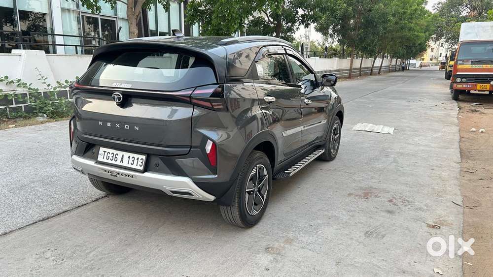 Tata Nexon Creative Plus S 1.2 Revotron Petrol 6 Amt Dt, 2024, Petro..