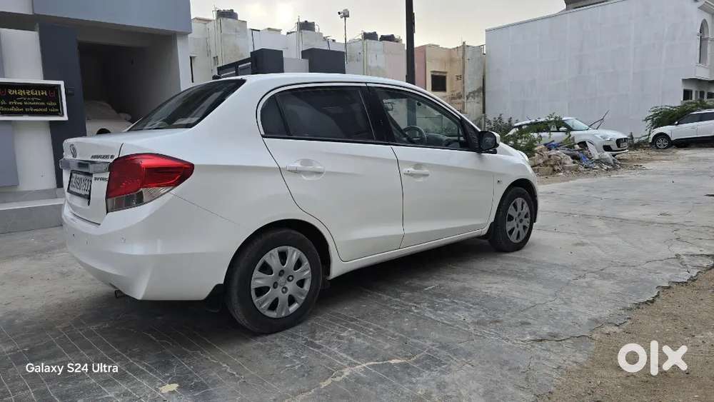 Honda Amaze 1.2 Petrol + Cng