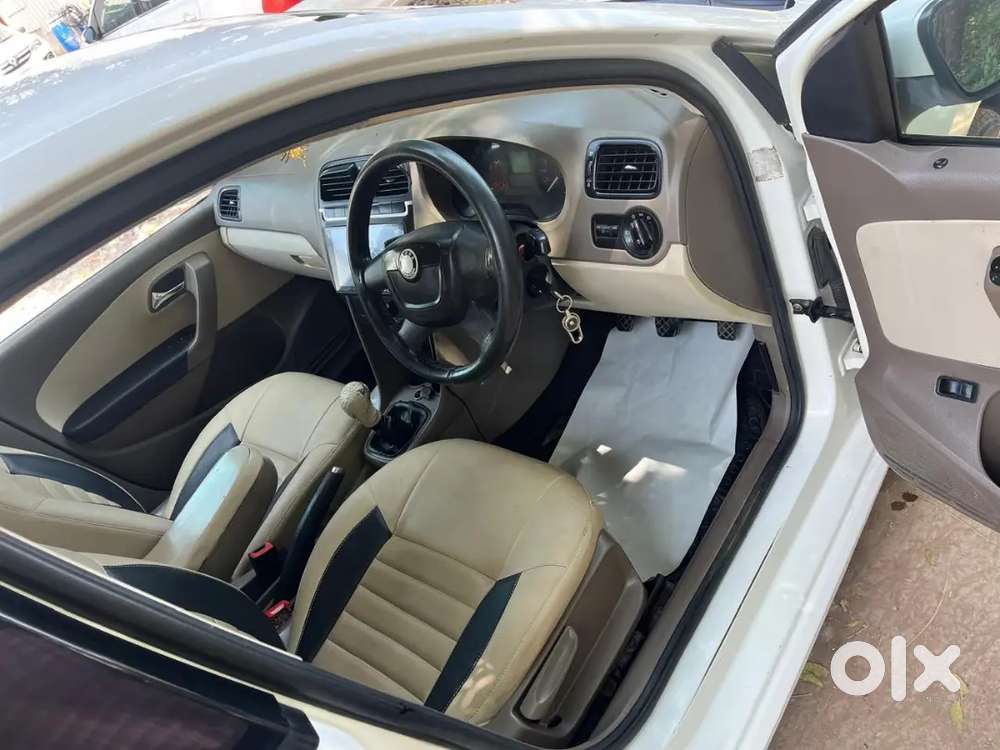 Skoda Rapid 2013 82000 Km Driven