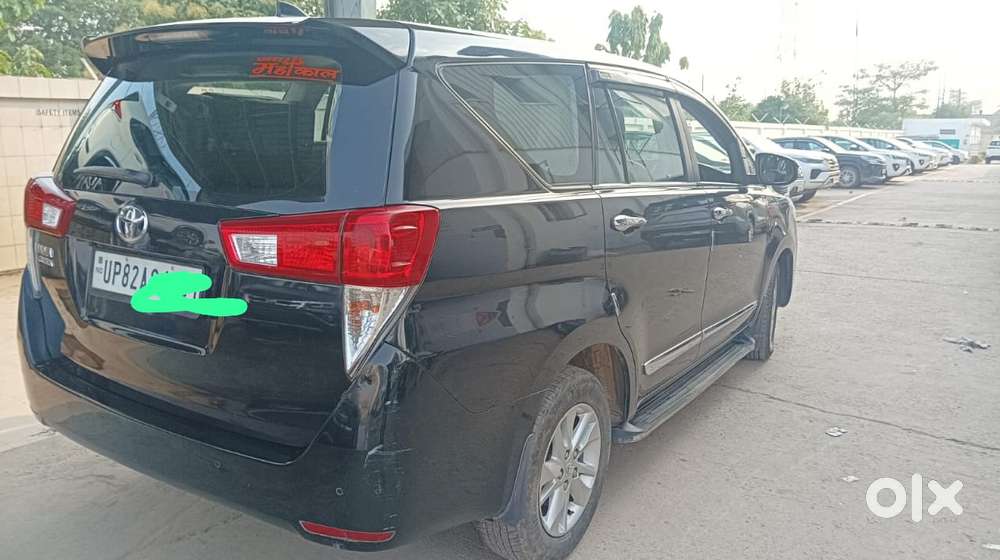 Toyota Innova Crysta