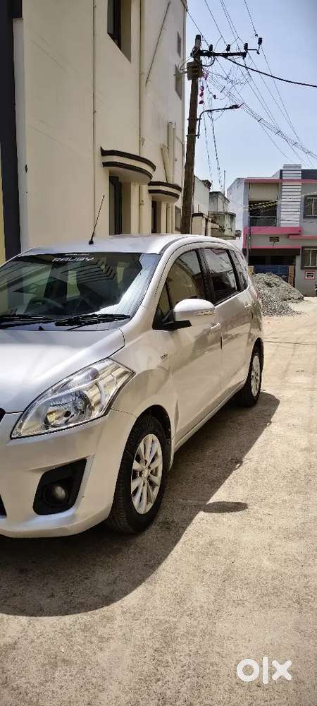 Maruti Suzuki Ertiga 2014 Diesel 127000 Km Driven, Single Owner