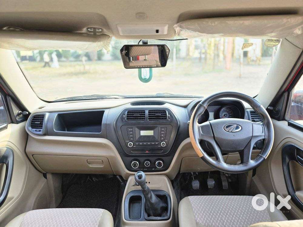 Mahindra Tuv 300 T6, 2016, Diesel